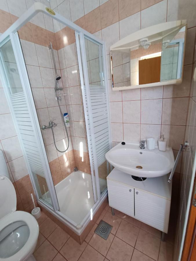 Studio Apartmani Zoric Šilo Buitenkant foto