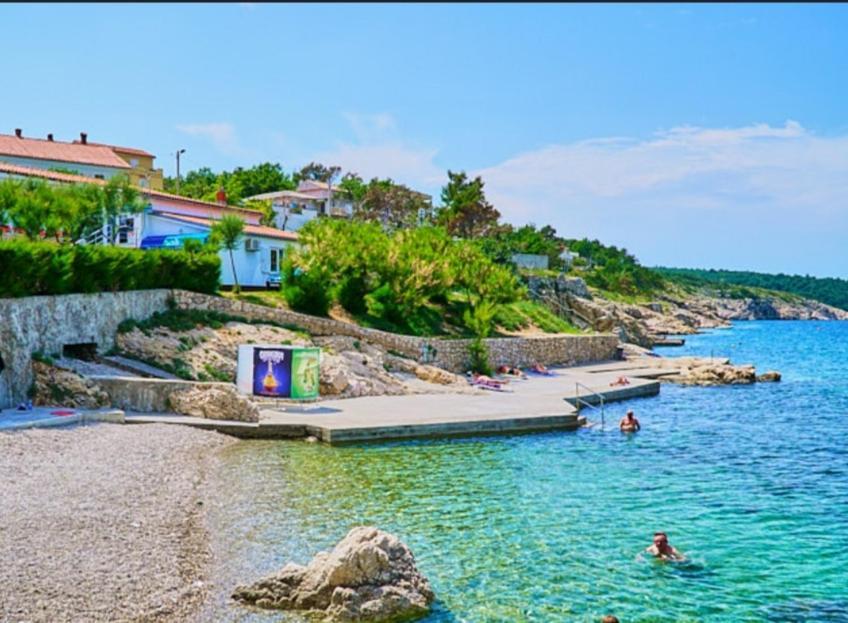 Studio Apartmani Zoric Šilo Buitenkant foto