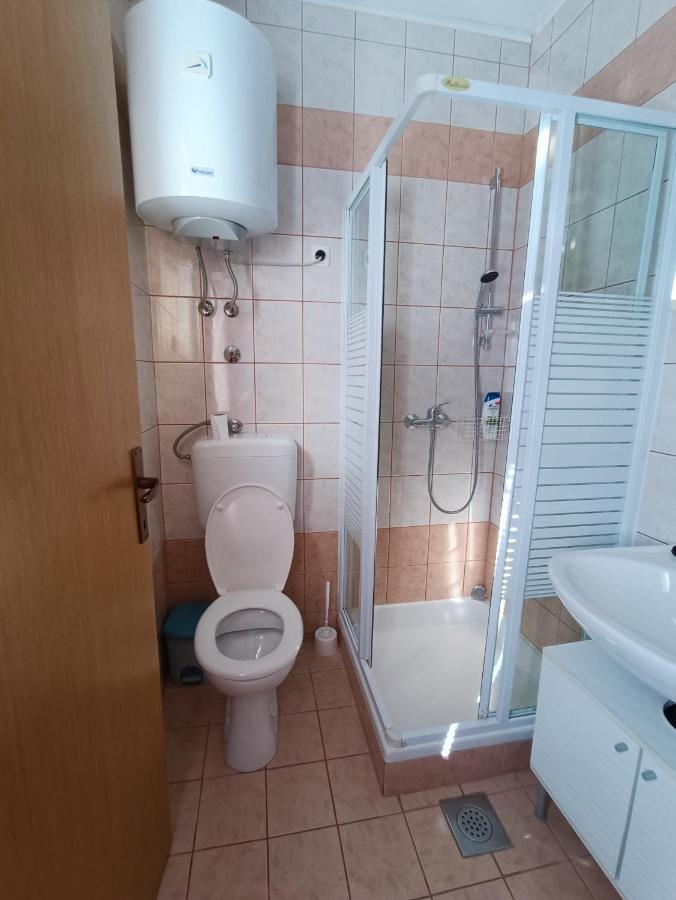 Studio Apartmani Zoric Šilo Buitenkant foto