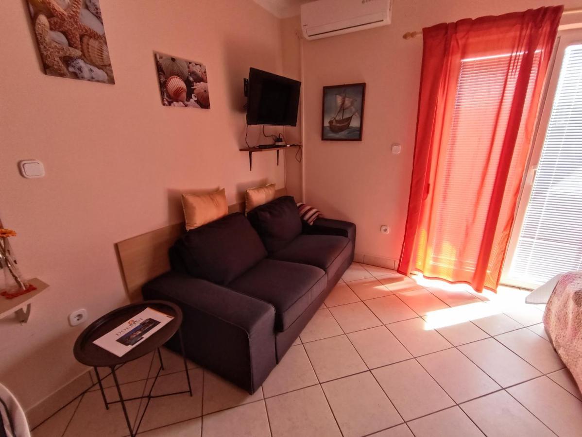 Studio Apartmani Zoric Šilo Buitenkant foto